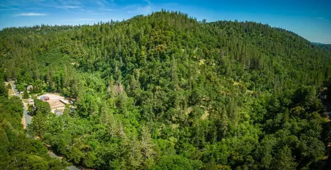 16111 Clover Valley Rd, Grass Valley, CA 95949