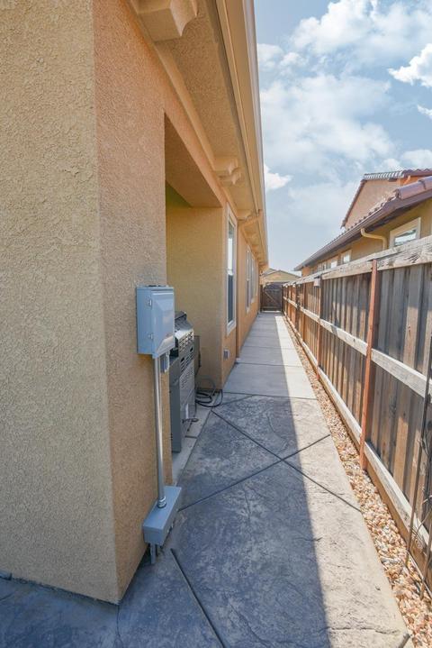 1603 Como Dr, Manteca, CA 95337 photo 20