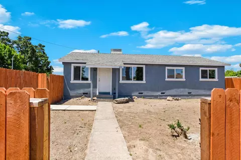 429 Thrasher Ave, Modesto, CA 95354 photo 2