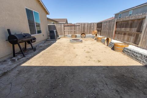 689 Marybelle Dr, Merced, CA 95348 photo 43