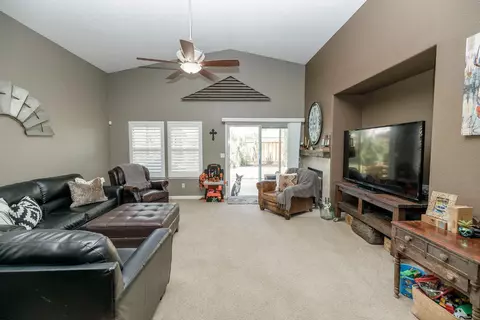 535 Red Robin Dr, Patterson, CA 95363 photo 17