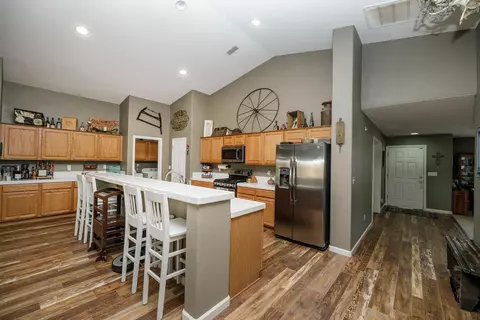 535 Red Robin Dr, Patterson, CA 95363 photo 12