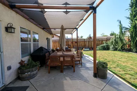 535 Red Robin Dr, Patterson, CA 95363 photo 32