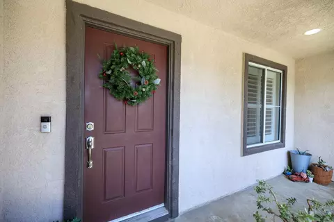 535 Red Robin Dr, Patterson, CA 95363 photo 3