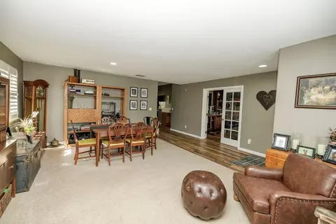 535 Red Robin Dr, Patterson, CA 95363 photo 7