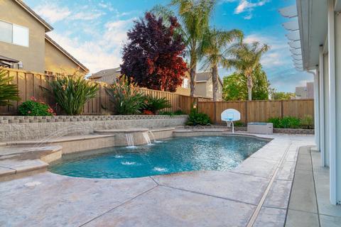 1380 Edmonton Ct, Tracy, CA 95376 photo 2