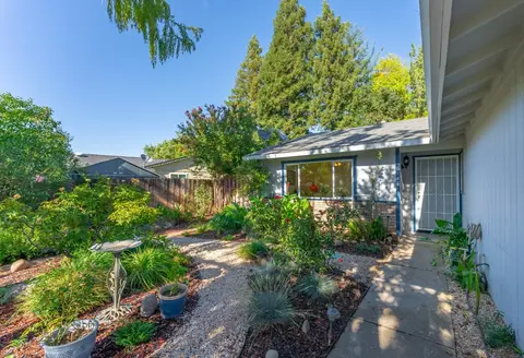 6145 Arcadia Ave, Loomis, CA 95650 photo 2