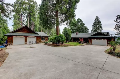 15832 Airport Rd, Nevada City, CA 95959
