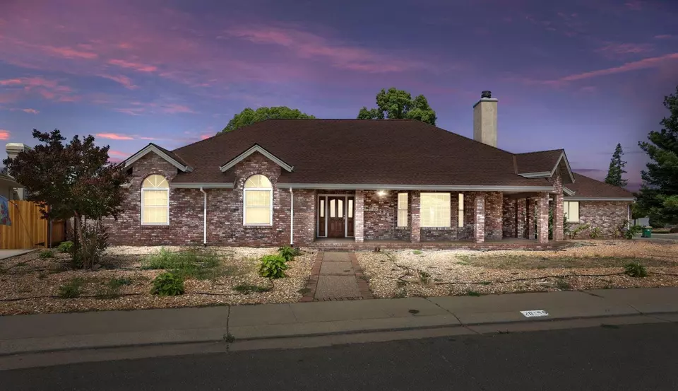 20199 N Sierra Dr, Lockeford, CA 95237 60 Photos Movoto