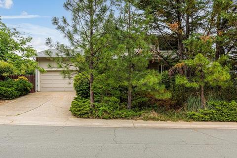 190 Celesta Dr, Grass Valley, CA 95945 photo 3