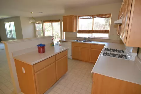 3888 Solstice Ave, Merced, CA 95348 photo 9