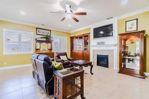 2430 Pepper Tree Ln, Manteca, CA 95336 photo 8
