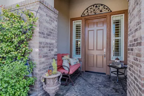 2430 Pepper Tree Ln, Manteca, CA 95336 photo 4