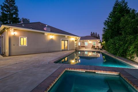 7121 Sherry Ln, Modesto, CA 95356 photo 4