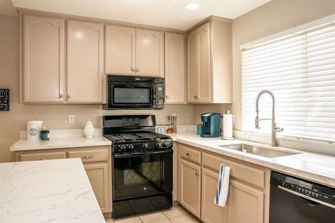 4065 Mckenna Dr, Turlock, CA 95382 photo 17