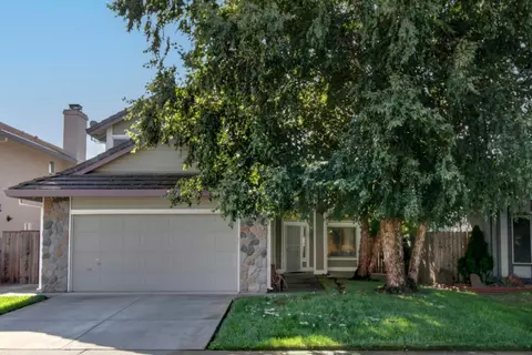 10153 Gatemont Cir, Elk Grove, CA 95624