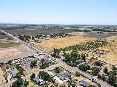 504 E Mission Ave, Merced, CA 95341 photo 8
