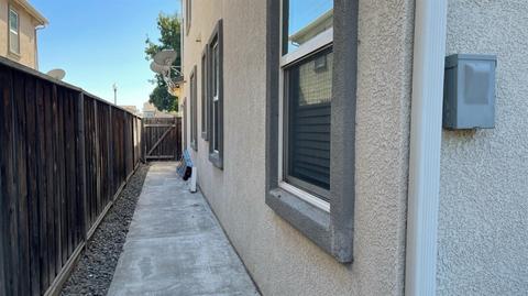 345 Scrub Oak Dr, Lathrop, CA 95330 photo 34