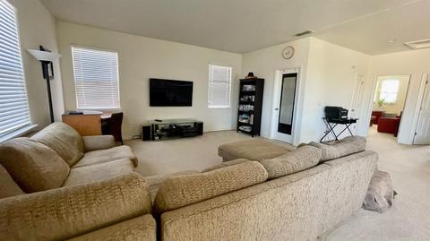 345 Scrub Oak Dr, Lathrop, CA 95330 photo 13