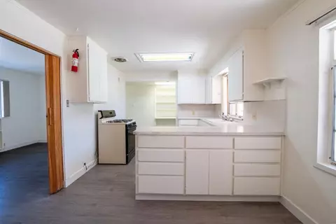 1202 S School St, Lodi, CA 95240 photo 11