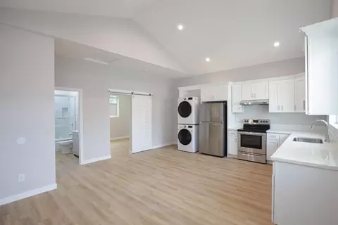 367 N Waverly, Orange, CA 92866 photo 38