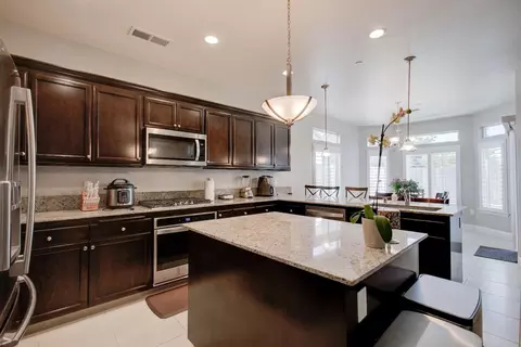 385 Hart Dr, Merced, CA 95348 photo 5