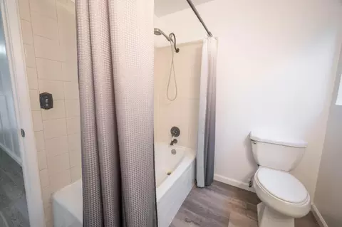 Bath - 2165 Xavier Ave, Turlock, CA 95382 photo 4 of 4