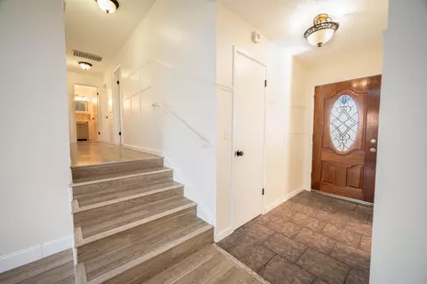 Entry Way - 2165 Xavier Ave, Turlock, CA 95382 photo 1 of 2