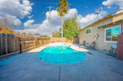Exterior - 2165 Xavier Ave, Turlock, CA 95382 photo 9 of 10