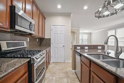 2809 Crested Bobwhite St, Modesto, CA 95355 photo 15