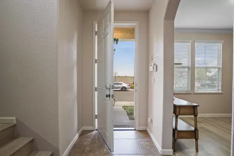 2809 Crested Bobwhite St, Modesto, CA 95355 photo 5