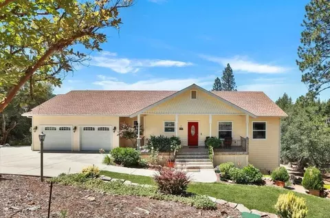12442 Lowhills Rd, Nevada City, CA 95959