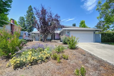 6255 Rampart Dr, Carmichael, CA 95608 photo 3