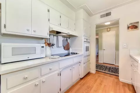 4806 Oakfield Cir, Carmichael, CA 95608 photo 8