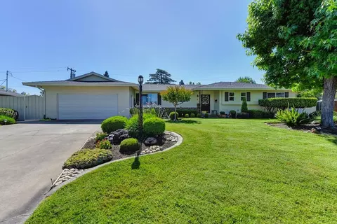 4806 Oakfield Cir, Carmichael, CA 95608 photo 2