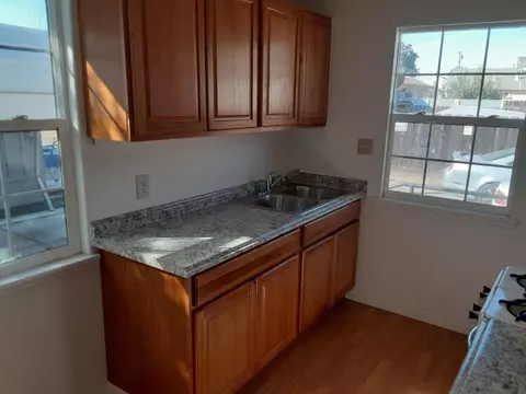 316 S Veach Ave, Manteca, CA 95337 photo 10