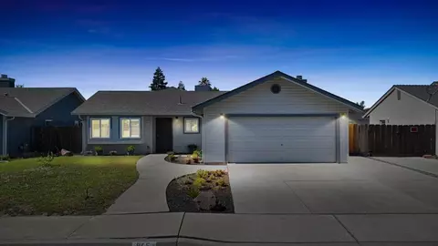 865 Berea Dr, Turlock, CA 95382 photo 1