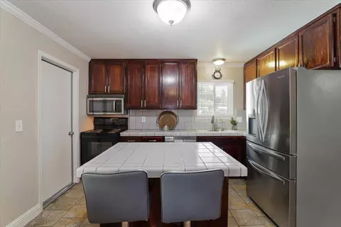 865 Berea Dr, Turlock, CA 95382 photo 19