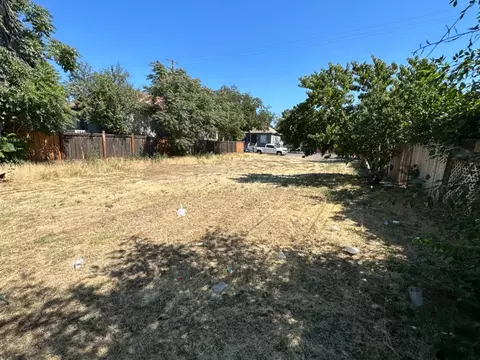 627 E Worth St, Stockton, CA 95206 photo 4