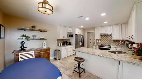 2541 Winsford Ln, Carmichael, CA 95608 photo 18