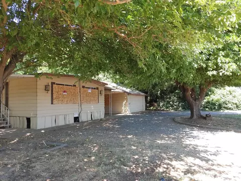 523 Obermeyer Ave, Gridley, CA 95948 photo 2