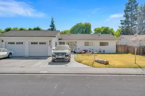 3012 Yukon Dr, Modesto, CA 95350 photo 2