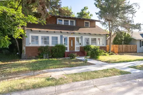 Exterior - 1726 E Blossom St, Dos Palos, CA 93620 photo 4 of 12