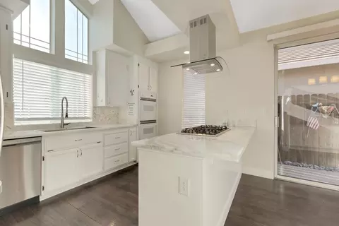 2426 Fallwater Ln, Carmichael, CA 95608 photo 9