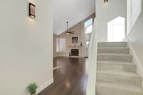 2426 Fallwater Ln, Carmichael, CA 95608 photo 4