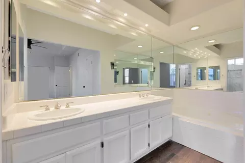 2426 Fallwater Ln, Carmichael, CA 95608 photo 23