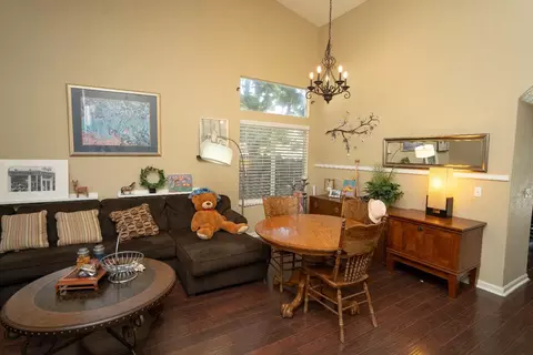 3301 Copeland Ct, Modesto, CA 95355 photo 2