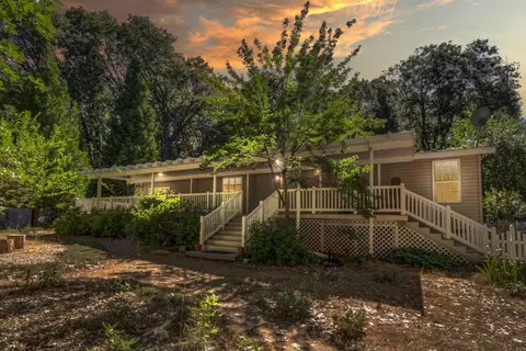 16542 Bush Rd, Nevada City, CA 95959