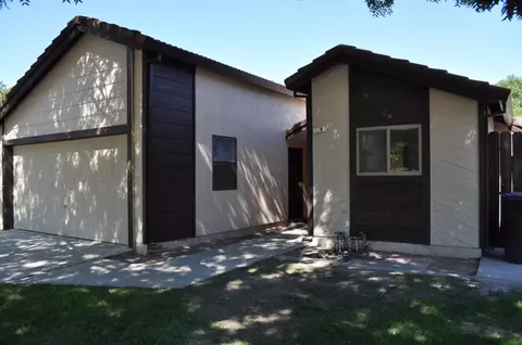 528 Capistrano Dr, Modesto, CA 95354 photo 2