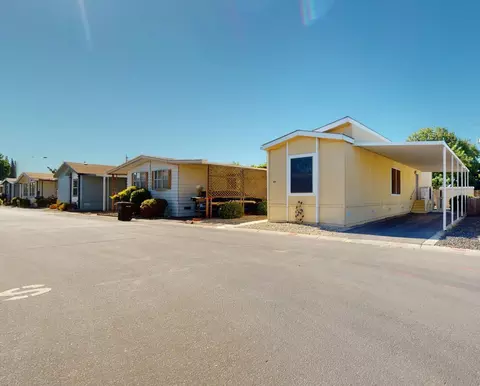 97 Schooner Ln, Modesto, CA 95356 photo 4